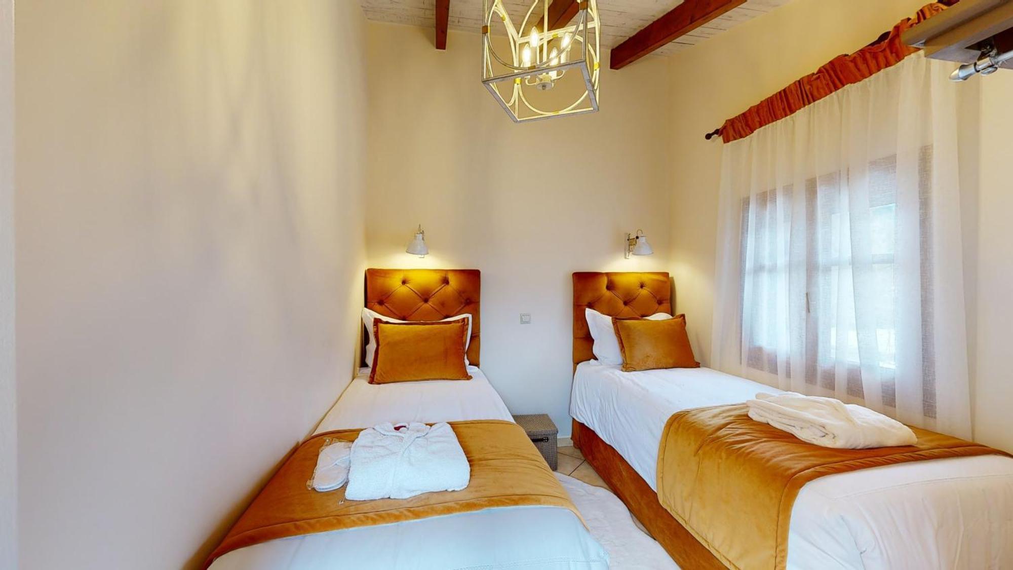 אראחובה Parnassos Chalets מראה חיצוני תמונה